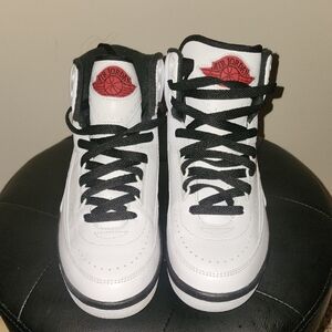 Air Jordan 2 White and Black Sneakers